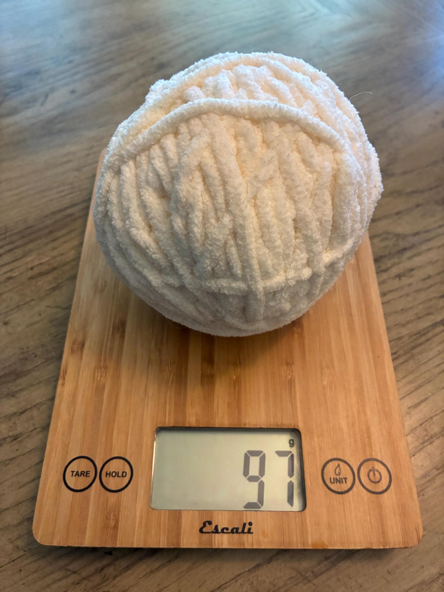Bernat Blanket Yarn (Cream)