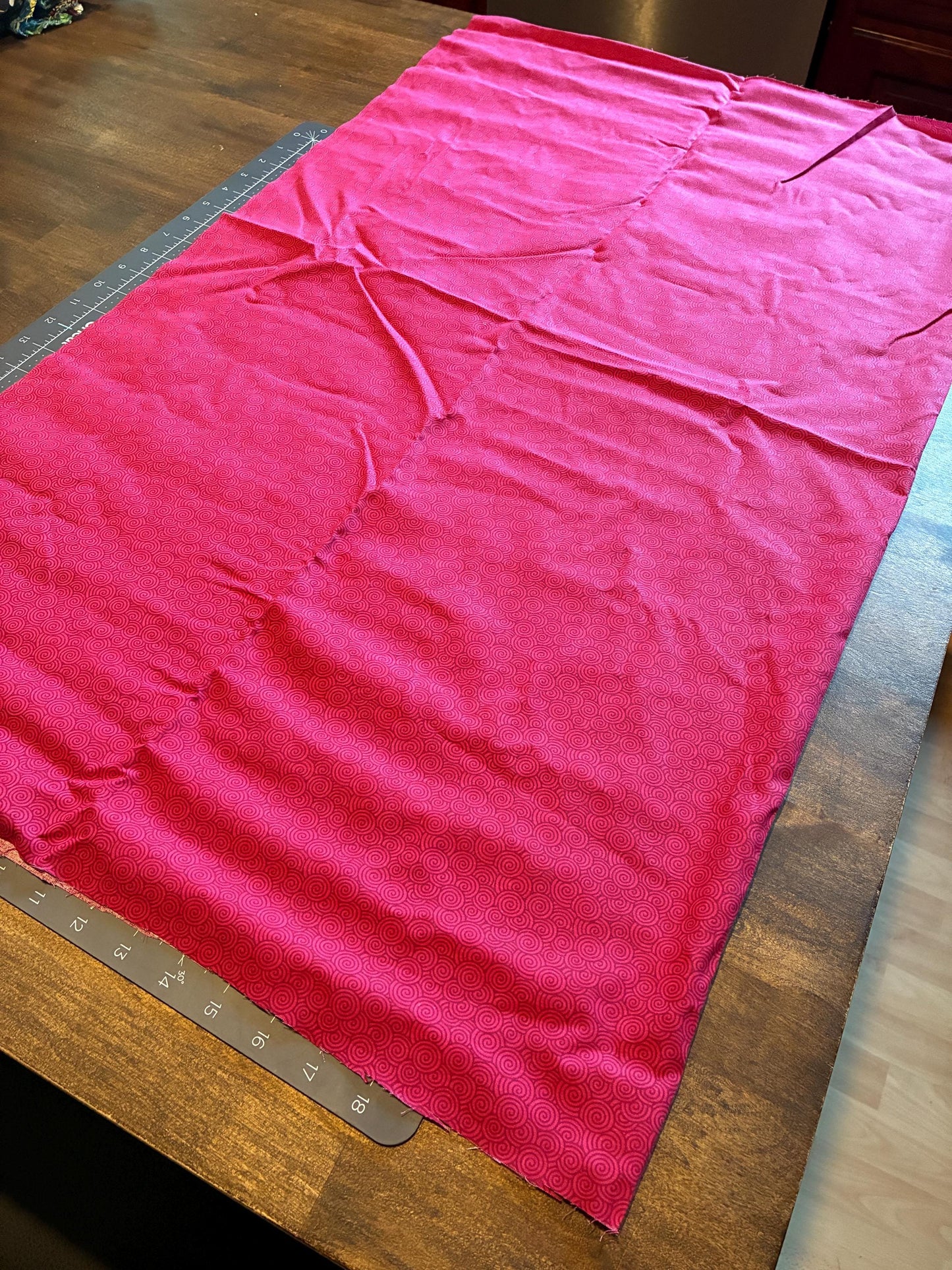 Keepsake Calico Fabric (Pink Swirl) - 1 Yard
