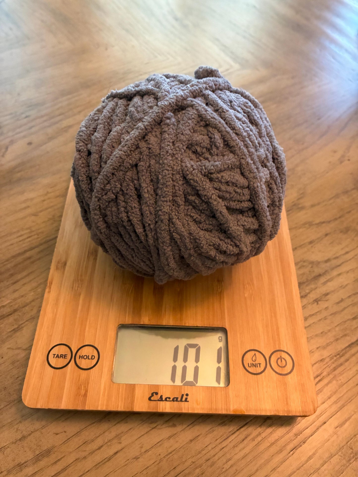 Bernat Blanket Yarn (Dark Gray)