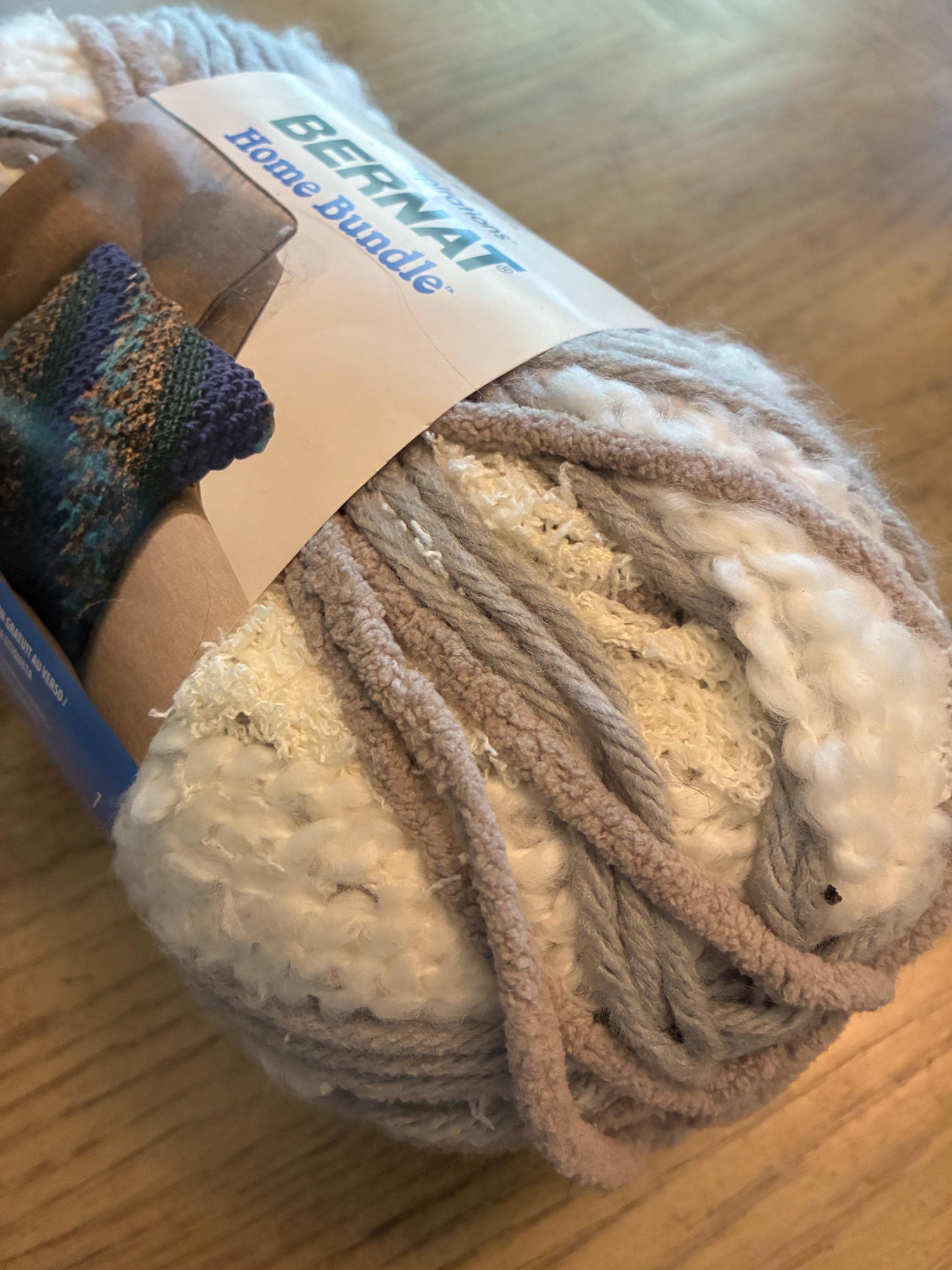 Bernat Yarn (Textured / Super Bulky)
